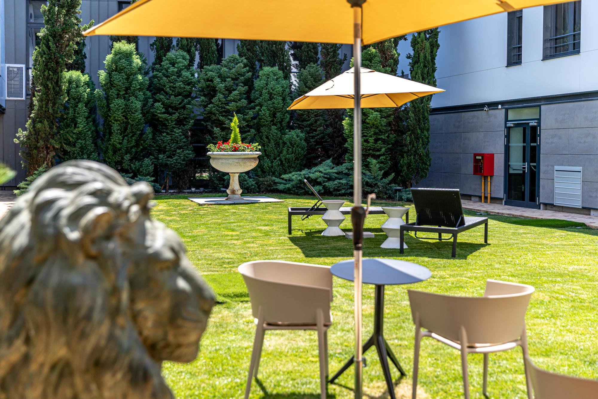 Les Jardins De St Cloud Apart otel Saint-Cloud Dış mekan fotoğraf